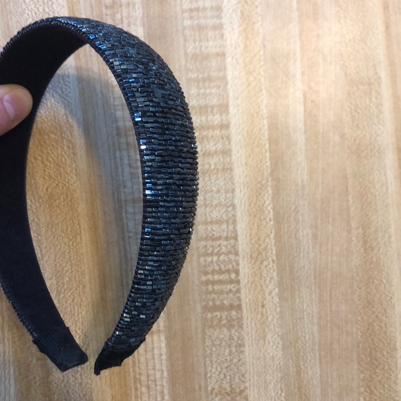 Sequence Shinny Headband - Picture 4 of 8